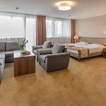 Hotel &
