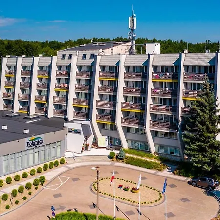 Hotel &