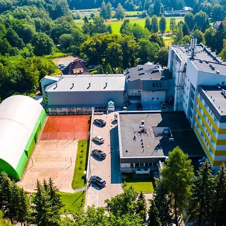Hotel & 3*
