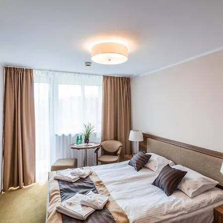 & Hotel