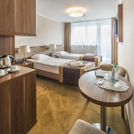 & Hotell